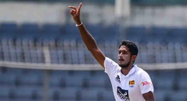 එංගලන්තයේ එසෙක්ස් කණ්ඩායම සමග එක්වූ කසුන් රාජිත